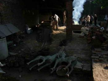 中国乡村青铜器制造